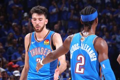 肯尼迪-钱德勒加盟76人队：新秀球员NBA之旅，防守新秀蓄势待发
